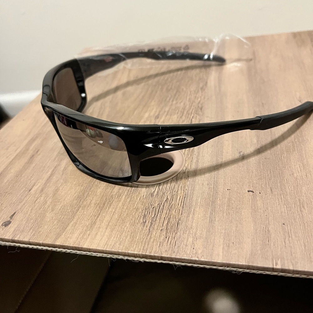 Oakley Canteens